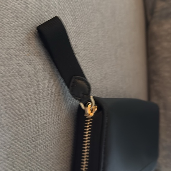 Kate Spade Zip Around Wallet - Picture 4 of 7